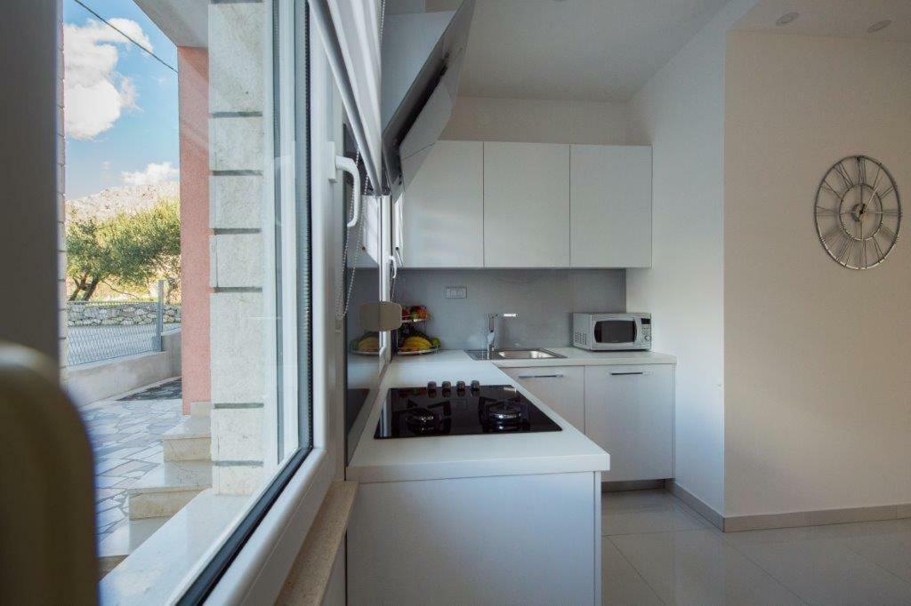 Apartment Sunce ポドストラナ エクステリア 写真