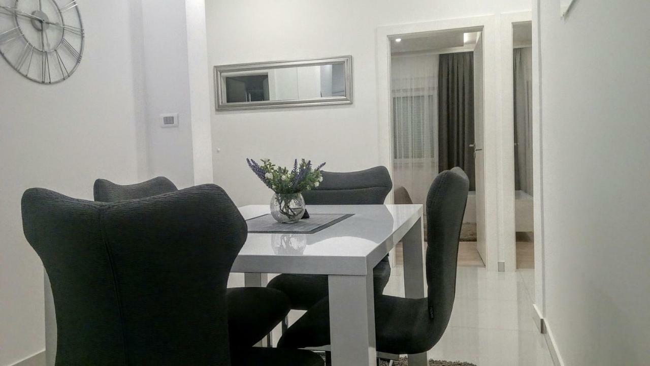 Apartment Sunce ポドストラナ エクステリア 写真