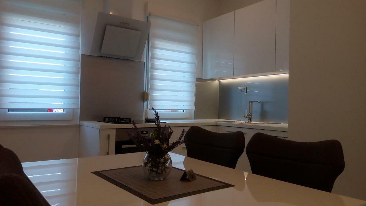 Apartment Sunce ポドストラナ エクステリア 写真