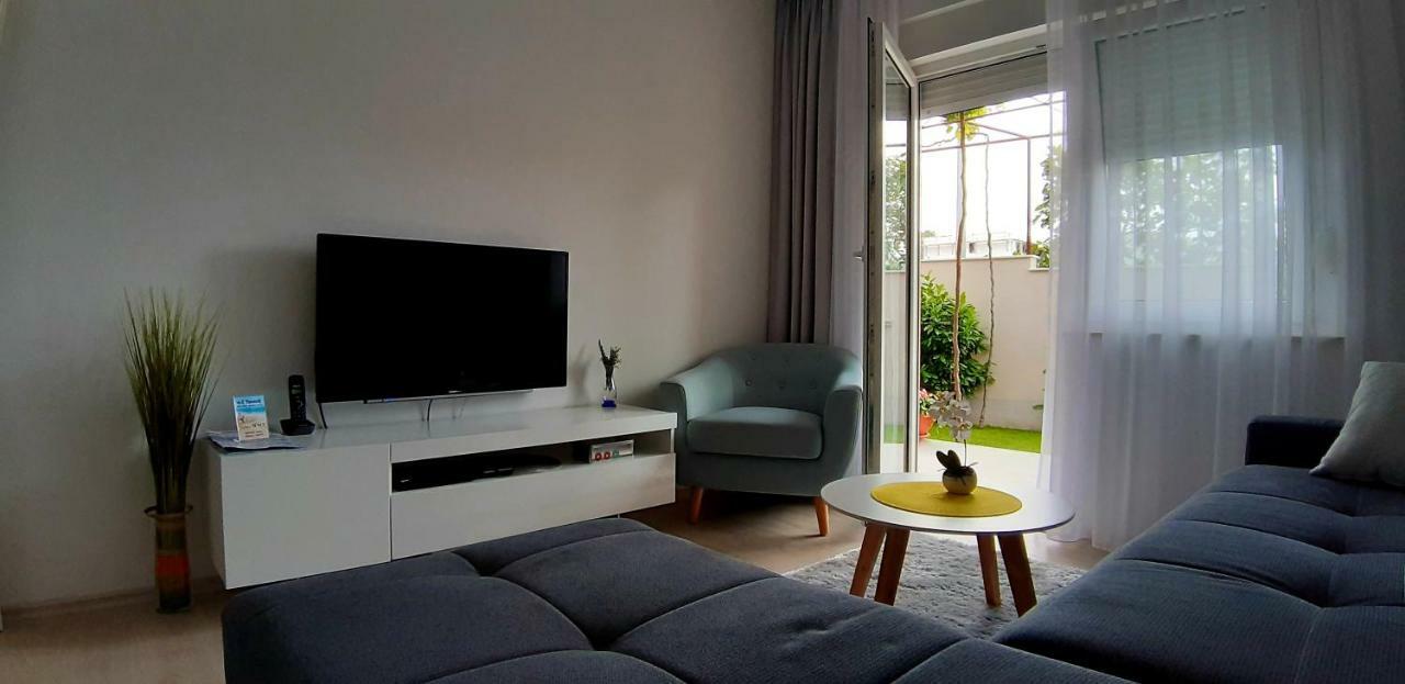 Apartment Sunce ポドストラナ エクステリア 写真